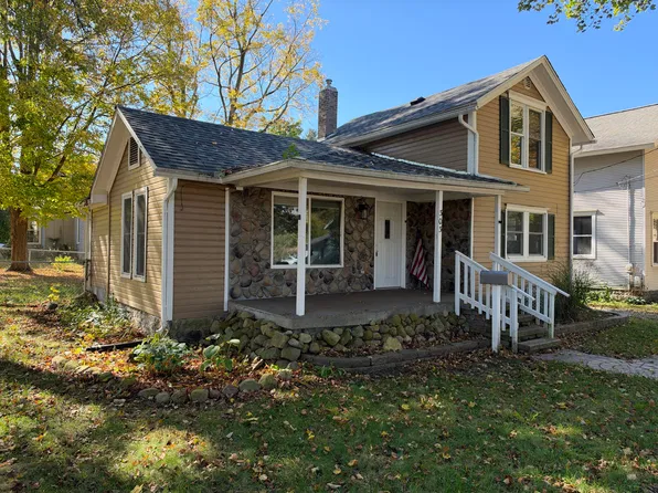 303 W Jackson St, Bellevue, MI 49021