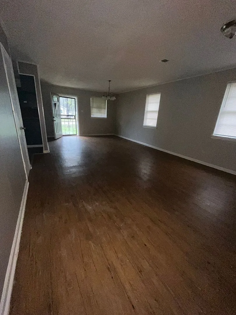Renovated house in quite Neighborhood — Photo 4