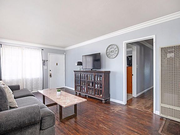 4th image of 2244 Susan Pl