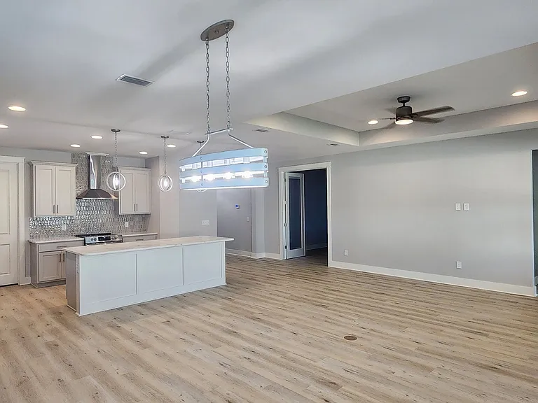 1083 Harrison Bayou Dr — Photo 23