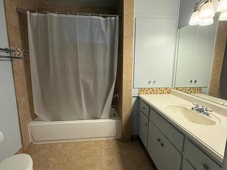 4904 Douvan Ct — Photo 7