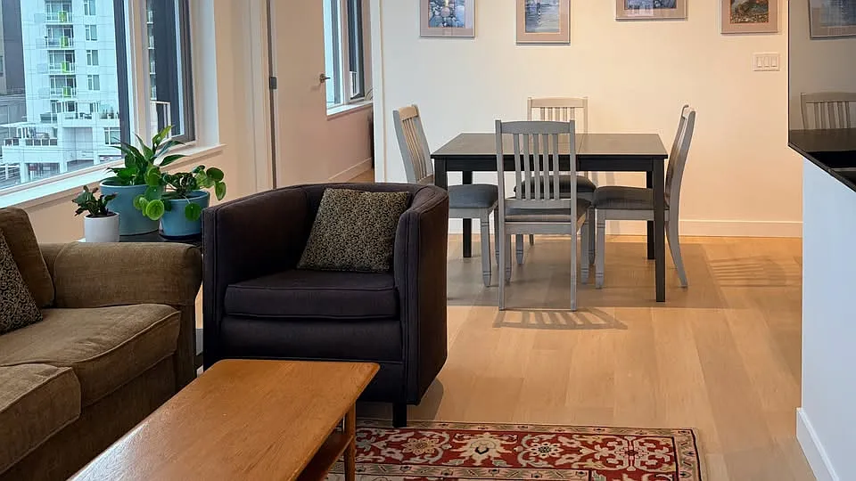 2 bed, 840 sqft, $3,500 — Photo 3