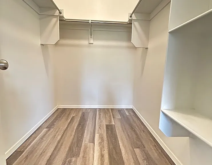 949 E Sparrow Cir — Photo 10