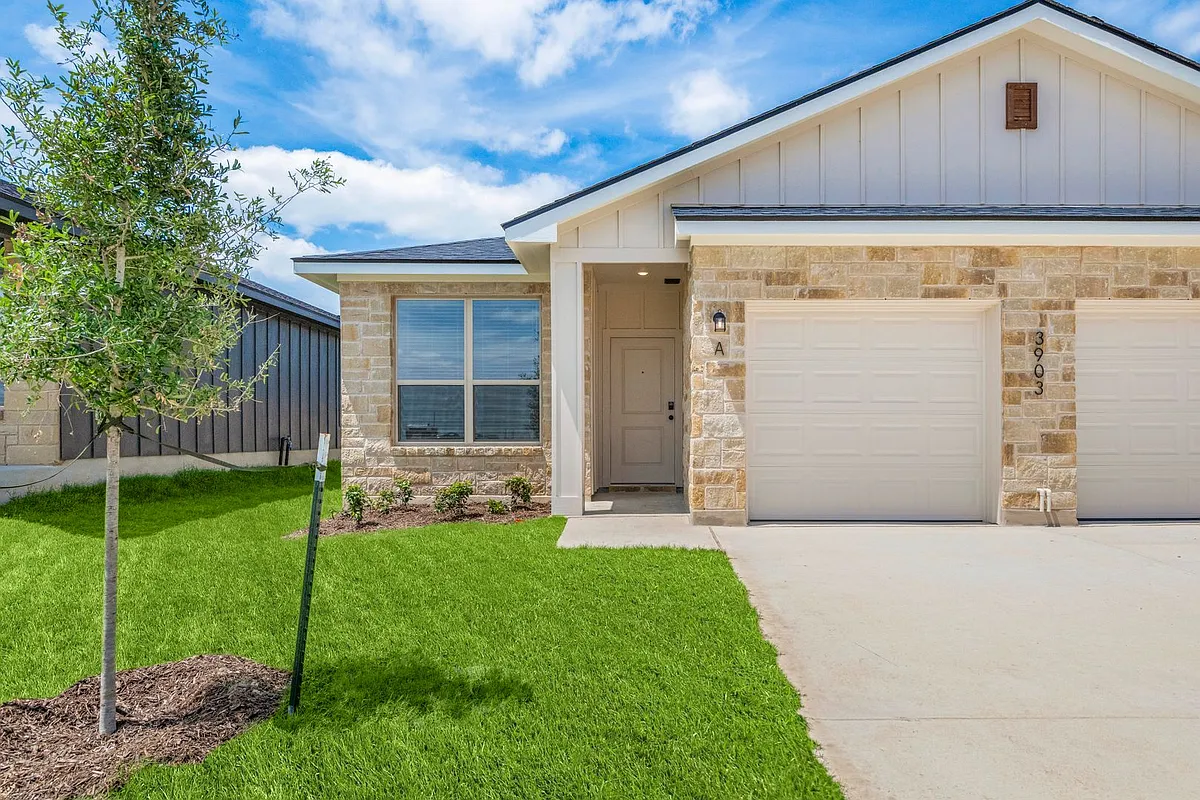 Building Photo - 3903 Sugar Hackberry Trl