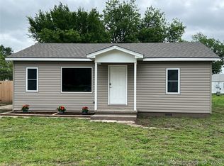 302 S Shawnee Ave, Dewey, OK 74029