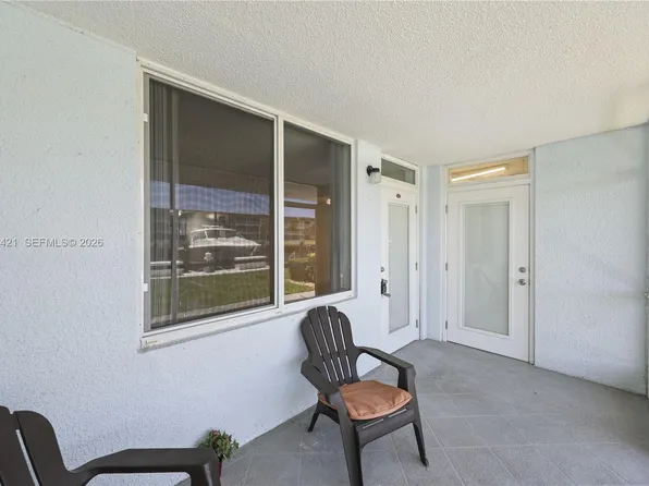 104 Paradise Harbour Blvd APT 114, North Palm Beach, FL 33408