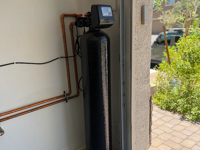 Whole house water filtration and softener system