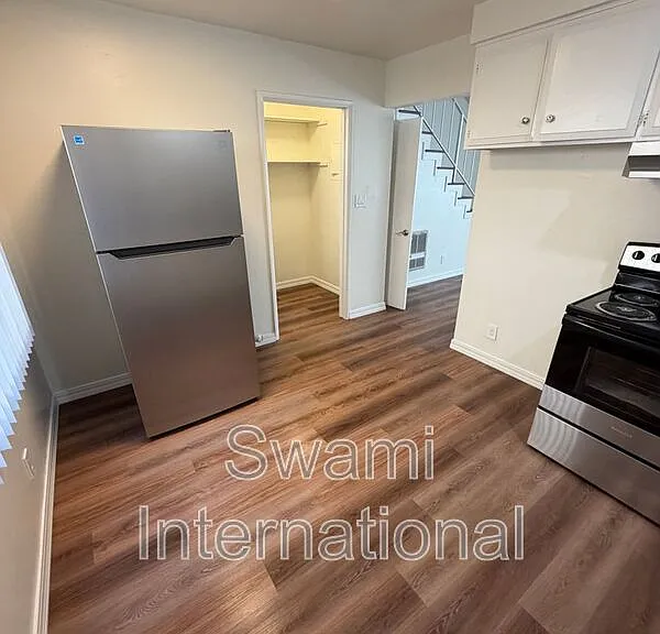 1707 W 144th St #2 — Photo 4