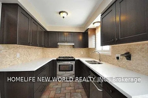 1209 Andover Ct — Photo 2