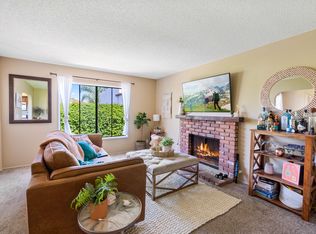 207 Huntington St APT B, Huntington Beach, CA 92648