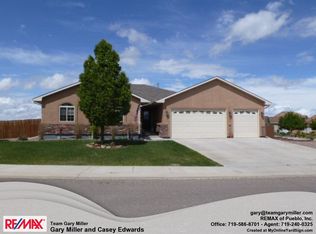5152 Kingfisher Dr, Pueblo, CO 81008
