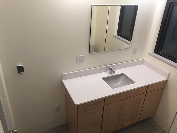 4th image of 4100 Marquette Ave NE