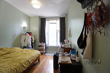 Rented by Rennit Inc.