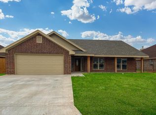 1925 Chesney Ln, San Angelo, TX 76904