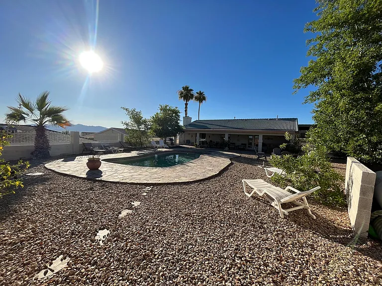 2760 Inverness Dr — Photo 18