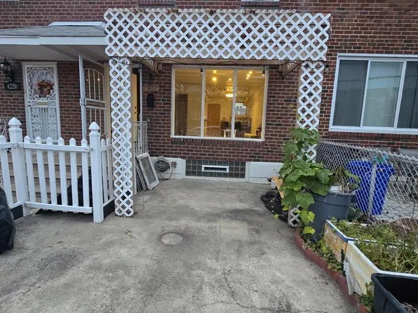 4222 O St, Philadelphia, PA 19124