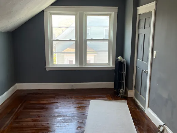 85 Pekin St, Providence, RI 02908