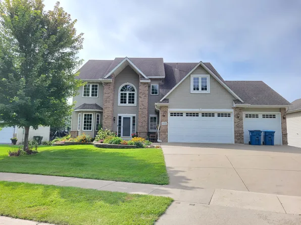 4176 143rd St W, Rosemount, MN 55068