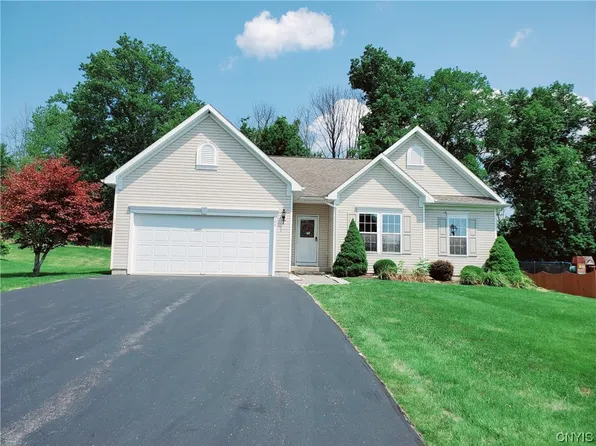 169 Golden Meadows Way, Warners, NY 13164