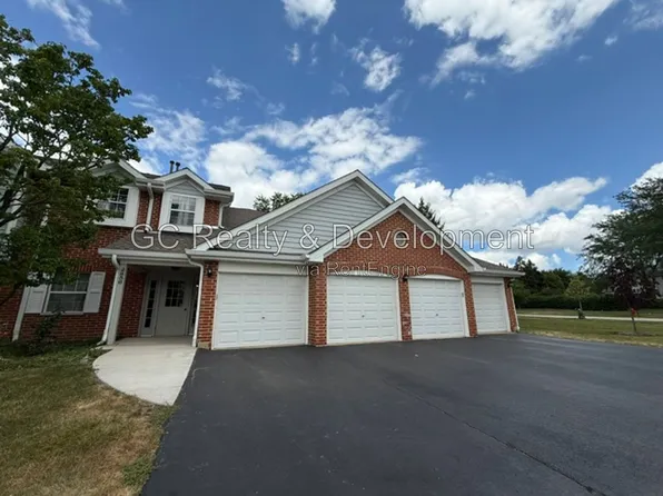 2856 Heatherwood Dr #3, Schaumburg, IL 60194