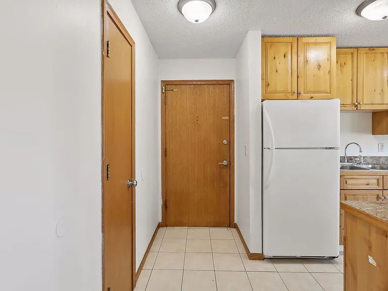Unity View Apartments - 450 75th Ave NE — Photo 6