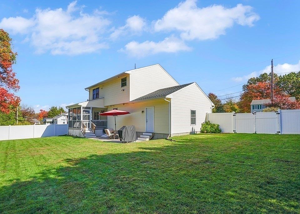 109 Vineland Ave, East Longmeadow, MA 01028 Zillow