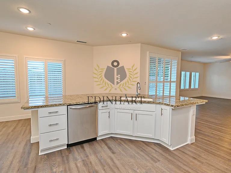 4410 W Langden Dr — Photo 7
