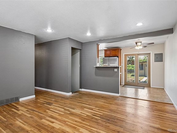 4th image of 7440 W Oregon Drive