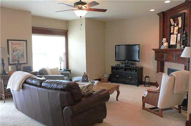 1st image of 6250 Beechtree Dr