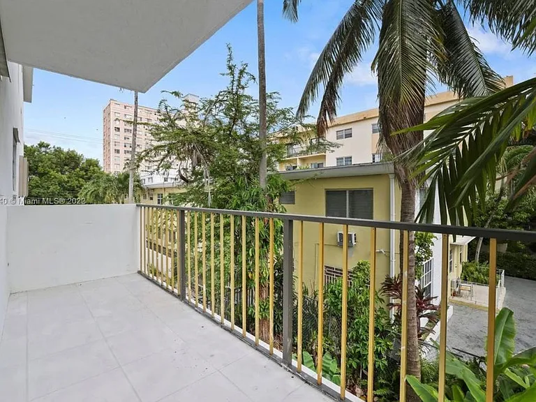 855 Euclid Ave #208 — Photo 33