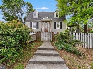 1053 Columbia Rd, Hagerstown, MD 21742