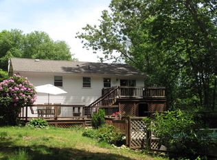 3 Overlook Dr, Preston, CT 06365