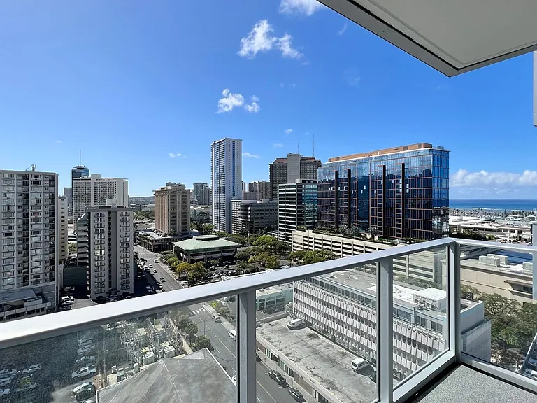 629 Keeaumoku St #1605 — Photo 6