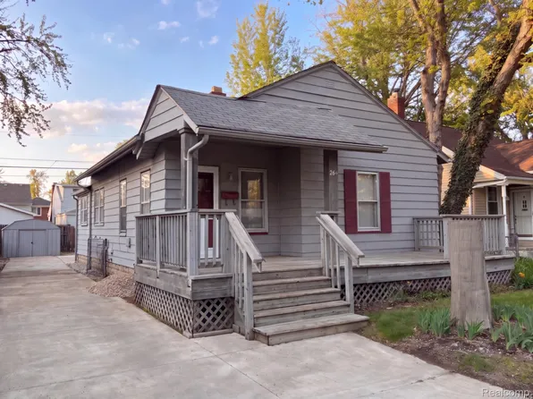261 Academy Ave, Ferndale, MI 48220
