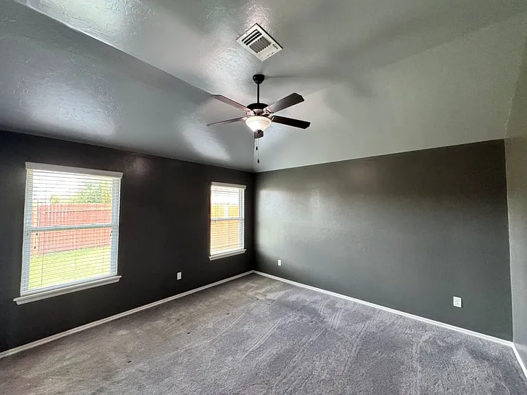 4725 Pyrope Ln — Photo 17
