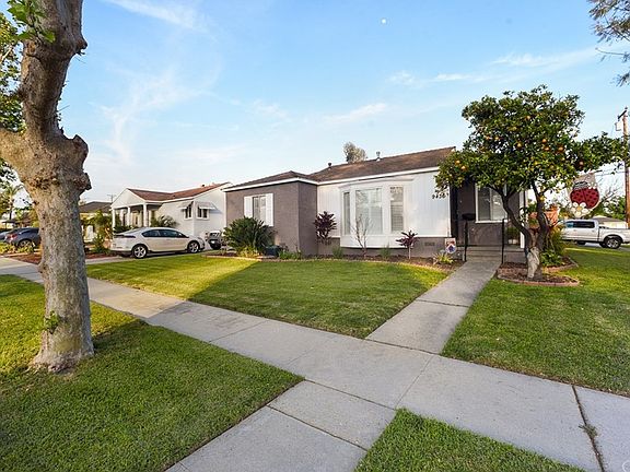 3rd image of 9438 Parise Dr