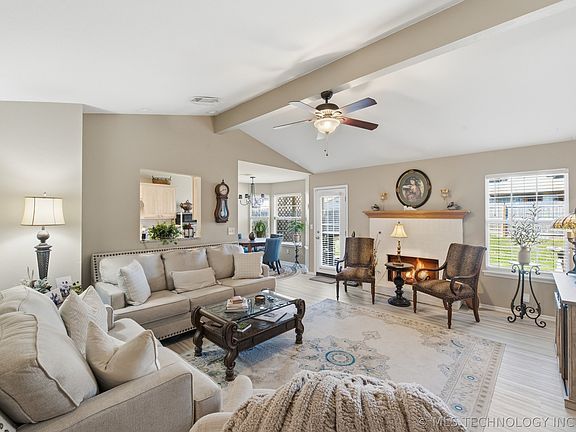 3rd image of 8055 Quail Ridge Rd
