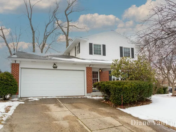 681 Westshire Ct NW, Comstock Park, MI 49321