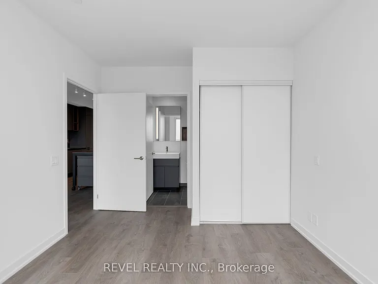 39 Mary St #1012 — Photo 15
