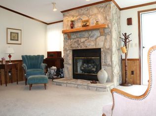 688 Sagebrush Rd, Smoaks, SC 29481