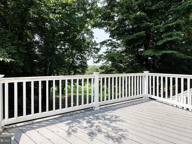 1632 Angus Ct — Photo 18
