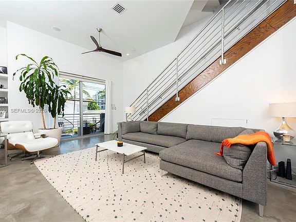 2nd image of 361 Jefferson Ave APT 3