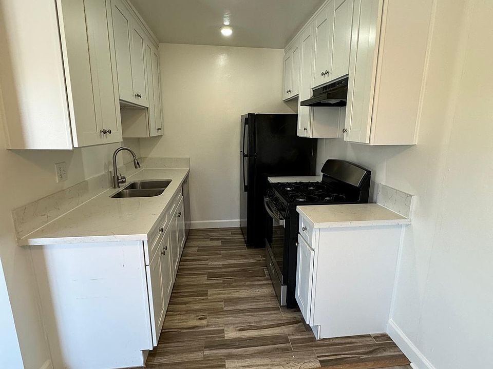 1st image of 3130 S Durango Ave APT 4