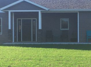 516 Harrison St, Welcome, MN 56181