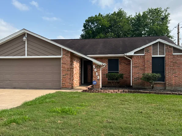 5033 Meadow Crest St, La Porte, TX 77571
