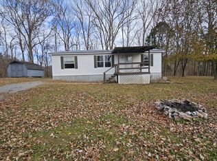 446 Schelley Rd, Gainesboro, TN 38562