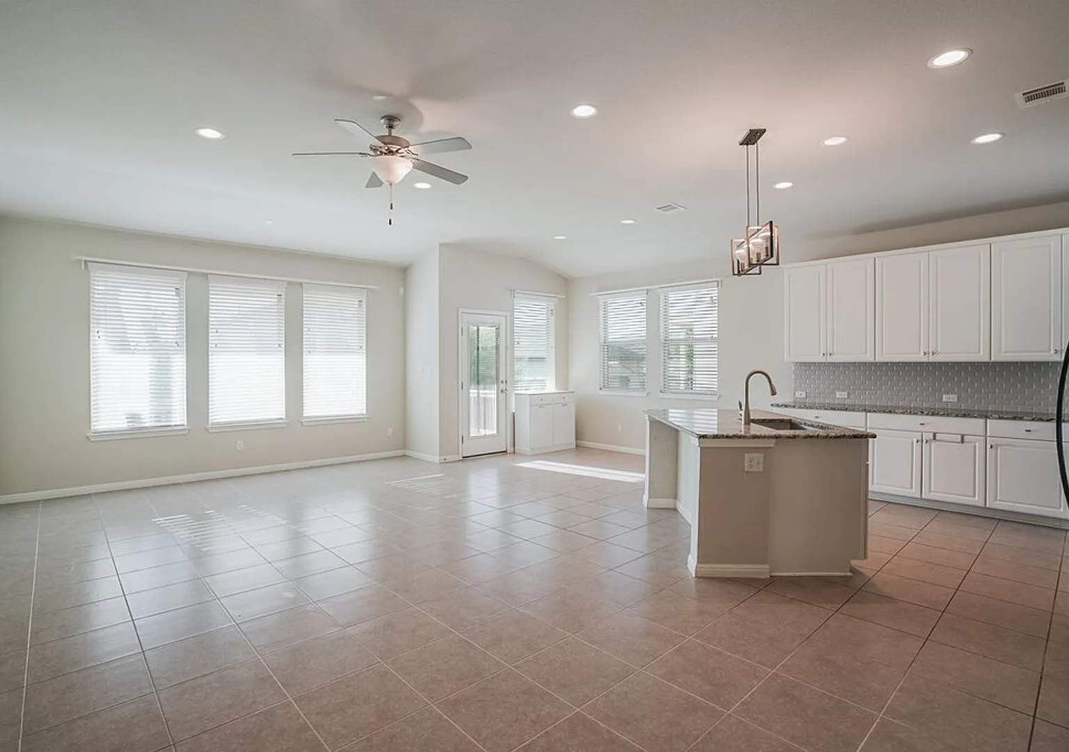 8116 Pescara Cove, Round Rock, TX 78665 — Photo 3
