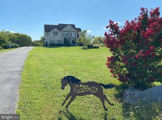 455 Paulas Cir, Kearneysville, WV 25430