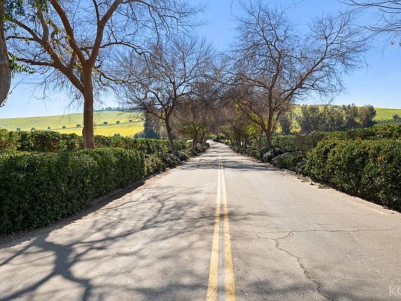 2nd image of 0 Valley View Dr