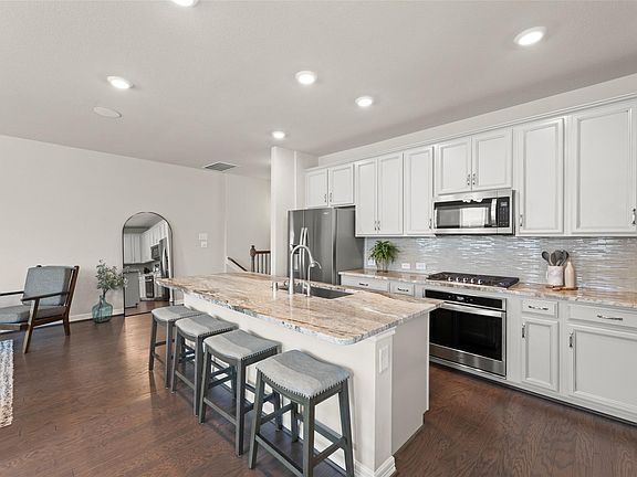 3rd image of 9420 Caddo Ridge Ln